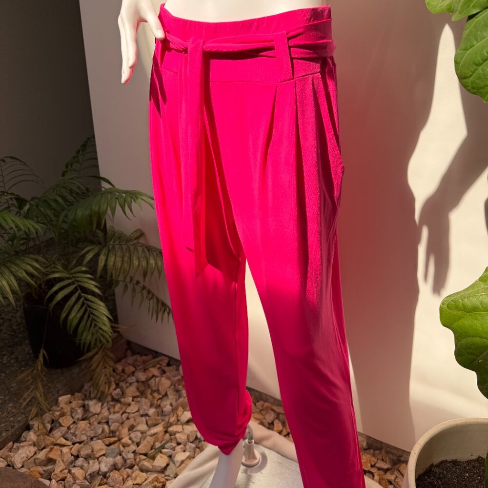 NWT Bright Pink Knit Pant with Side Slit and Tie Hem Ballon Pants - Picture 13 of 15